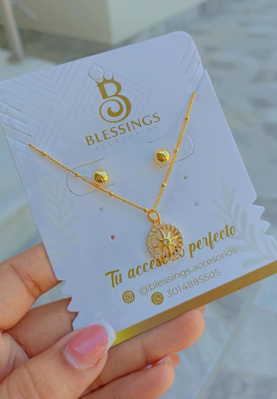 Set Dorado “Brillo Estelar” de Acero Rodinado – Collar y Aretes Inspirados en las Constelaciones